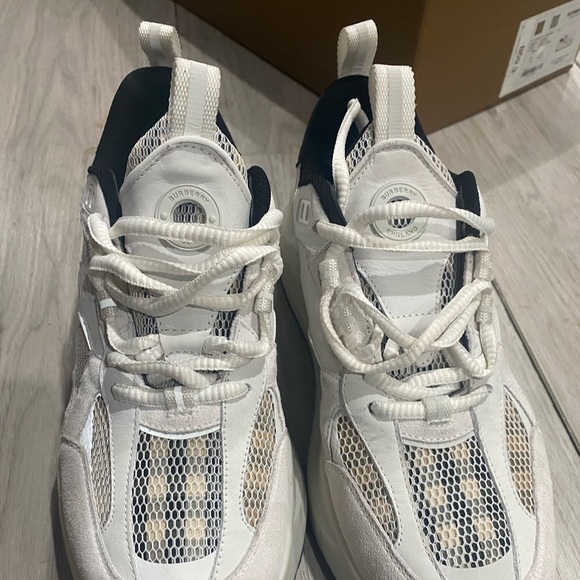 Burberry check mesh low-top sneakers (Woman’s) - Picture 6 of 9